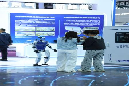 能源科技盛宴为孩子们打开探索科学世界的大门