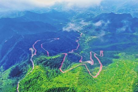 太行一号旅游公路平顺段 本版图片均为资料图片