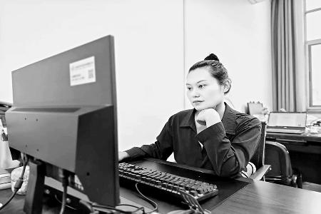 用作品讲述临汾故事