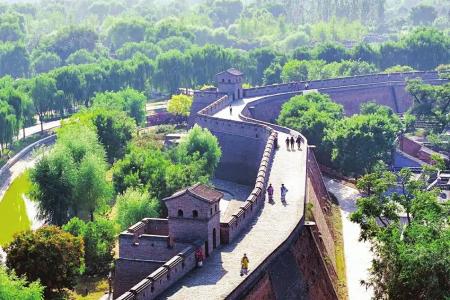 平遥古城城墙　　资料图片