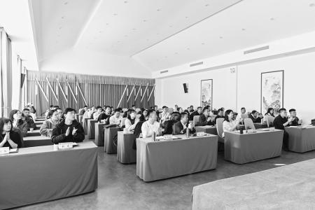 11月24日，省属企业共青团干部能力素质提升培训班在山西省团校大阳学院正式开班。