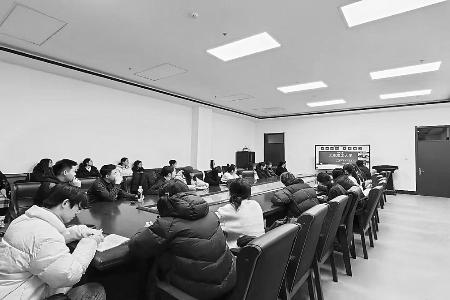 用语言的专业力量，诠释当代青年的价值与担当。 图片由受访集体提供