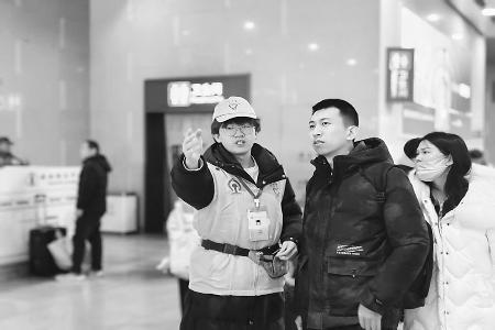 以青春之姿坚守岗位 图片由受访者提供