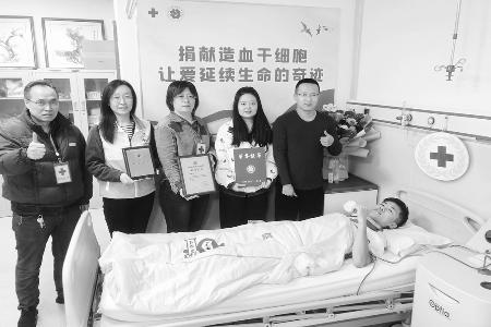 无私奉献，服务他人。 图片由太重集团团委提供