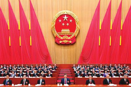 3月5日，第十四届全国人民代表大会第四次会议在北京人民大会堂开幕。党和国家领导人习近平、李强、王沪宁、蔡奇、丁薛祥、李希、韩正等出席大会。新华社记者 谢环驰 摄