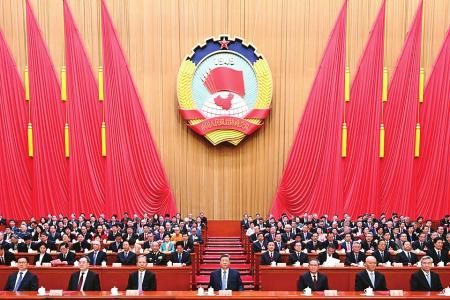 3月11日上午，中国人民政治协商会议第十四届全国委员会第四次会议在北京人民大会堂闭幕。这是习近平、李强、赵乐际、蔡奇、丁薛祥、李希、韩正在主席台就座。新华社记者 燕雁 摄