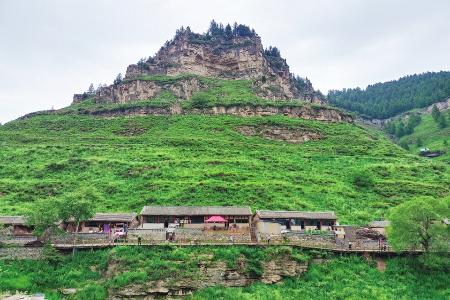 悬空村