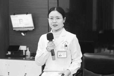 陈侠李贡献青春智慧，守护群众健康。 图片由受访者提供