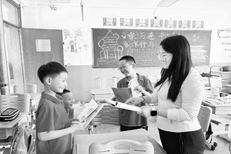 用青春热忱深耕乡村教育事业 图片由受访者提供