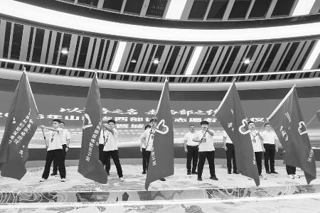 2026年晋城市大学生志愿服务西部计划志愿者出征仪式举行