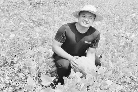 以担当诠释初心，以实干续写答卷。