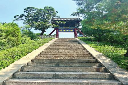 卦山书院 本报记者 田璐 摄