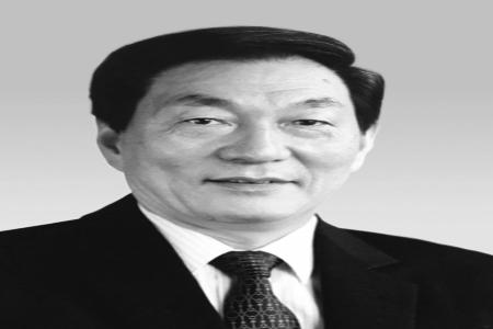 朱镕基同志遗像 新华社发