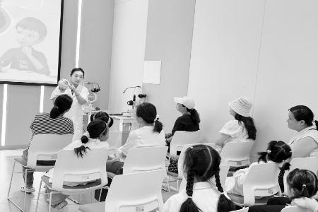 孩子们在互动体验中掌握护眼小知识图片由团太原市小店区委提供