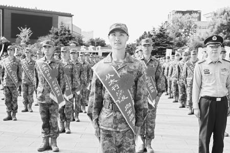 480名青年奔赴全国各地军营