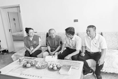 坚持党建引领，赋能社区发展。 图片由受访者提供