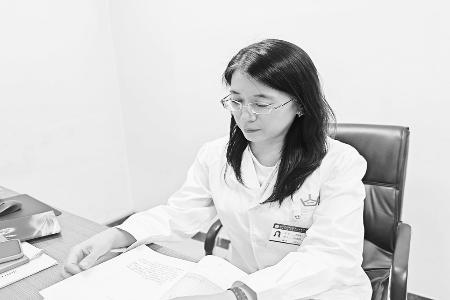 立足平凡岗位，书写医者担当。